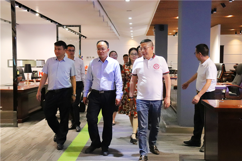 蒼梧縣委領導蒞臨